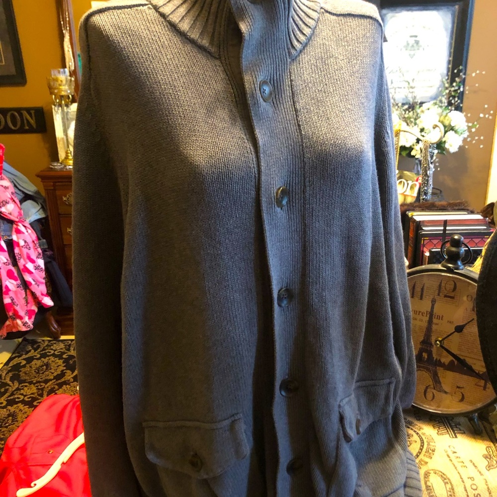 Gap, gray sweater